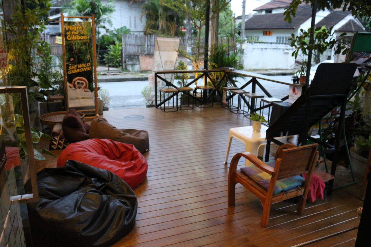 Fundee Hostel チエンマイ エクステリア 写真