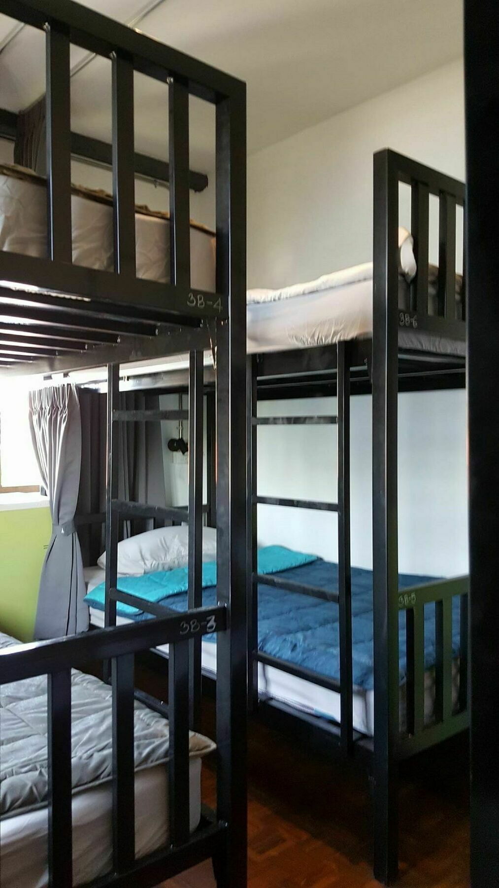 Fundee Hostel チエンマイ エクステリア 写真