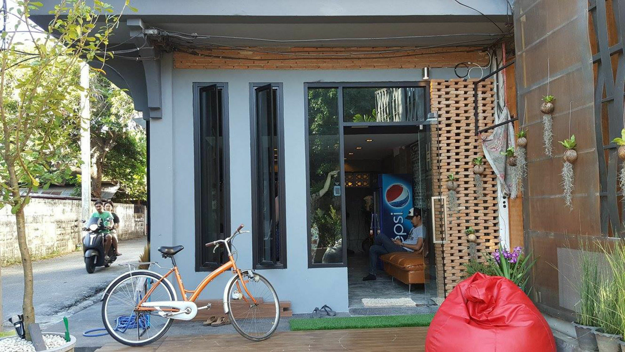 Fundee Hostel チエンマイ エクステリア 写真