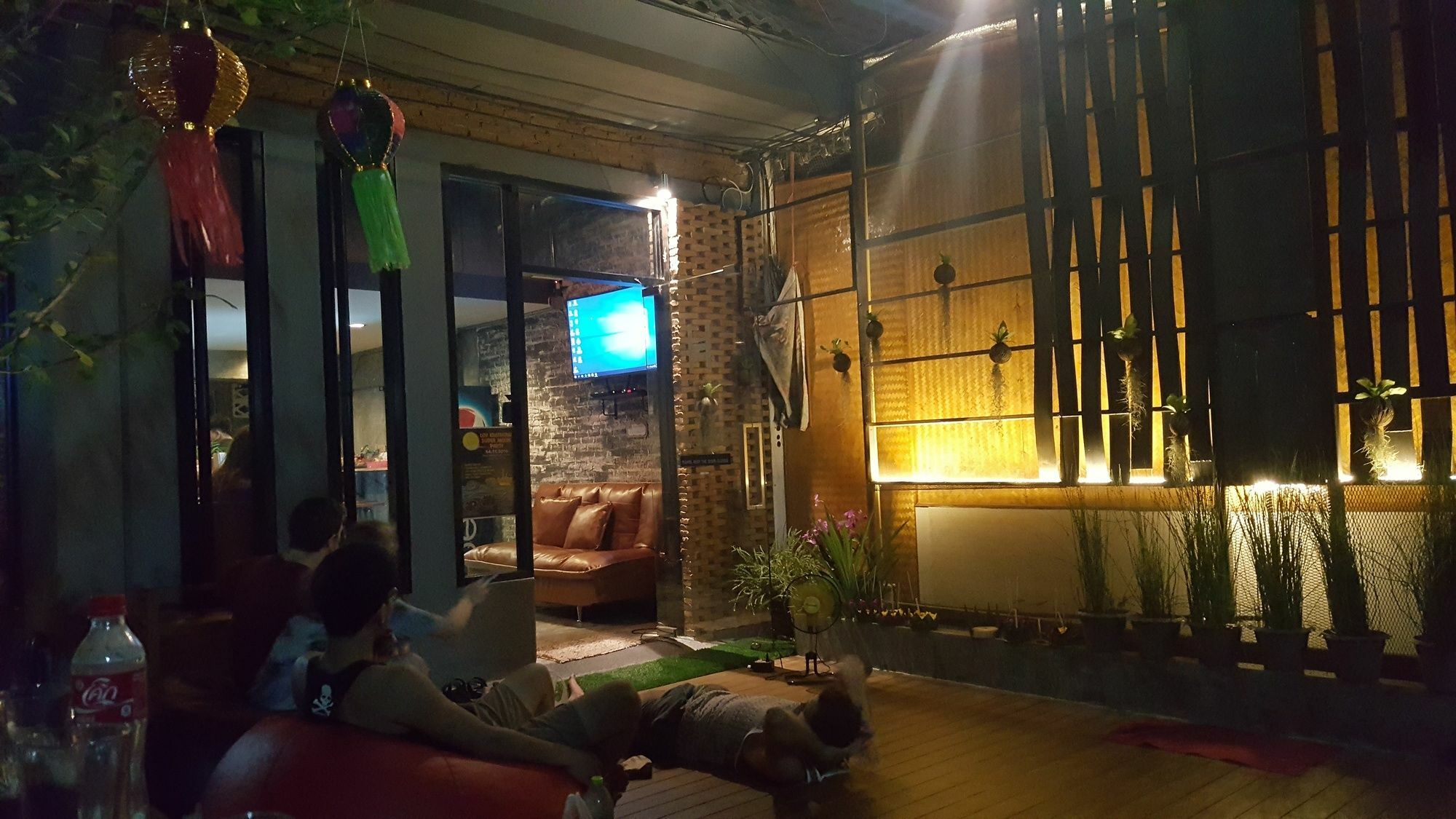 Fundee Hostel チエンマイ エクステリア 写真
